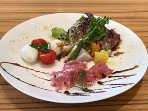 ピザ屋さん　豊橋市　Scene　美容室